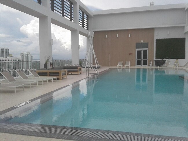 Building Photo - 151 SE 1st St