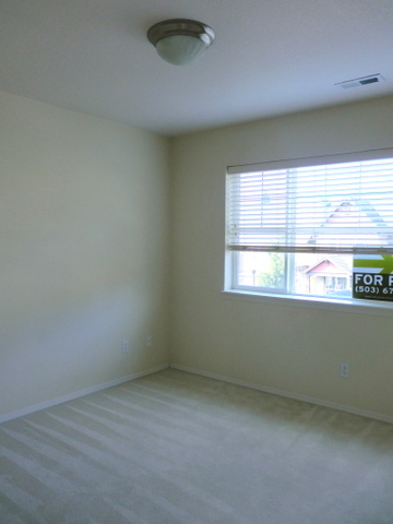 Building Photo - Bethany 3bd+office- Close to Hi-Tech, free...