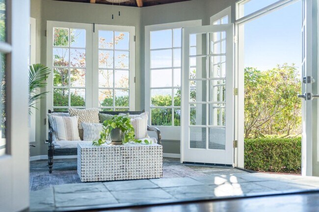 Building Photo - 5br/4ba Home - Luxury Country Living Minutes to Capitola & Soquel Village