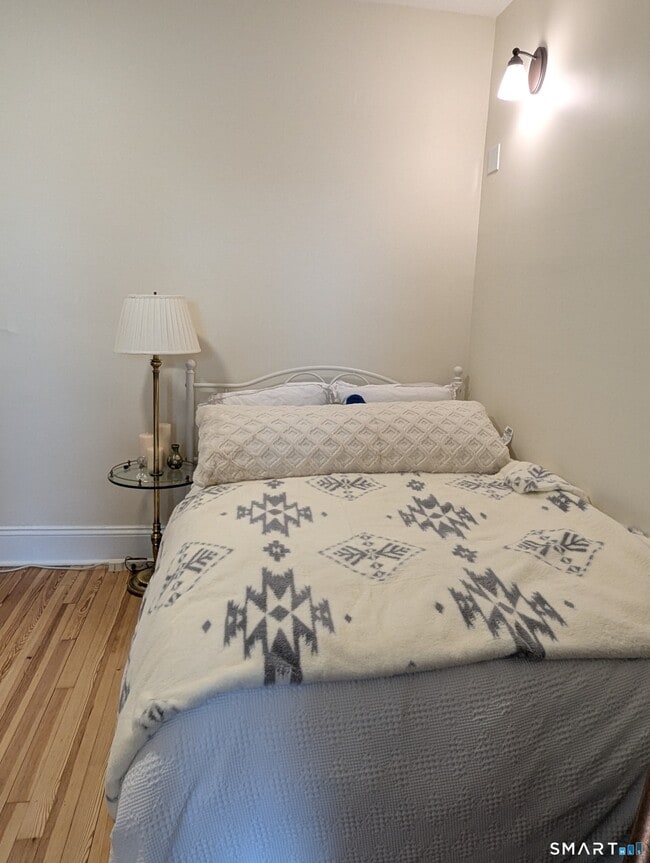 Building Photo - 213 Liberty Square