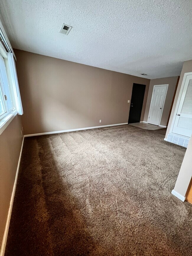 Building Photo - 1531 D St