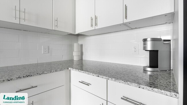 Building Photo - 3240 Champion Ring Rd