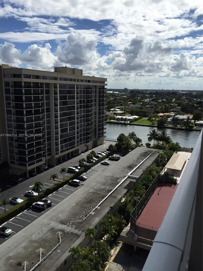Building Photo - 1985 S Ocean Dr