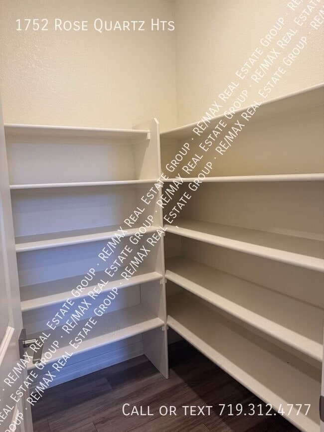 Building Photo - 1752 Rose Quartz Heights