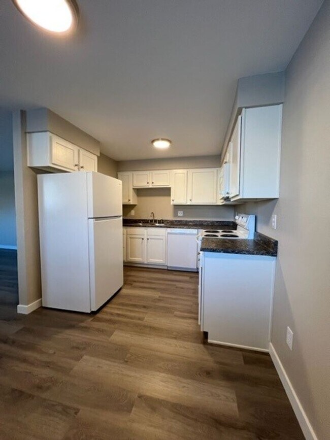 Building Photo - 2330 Greeley Dr