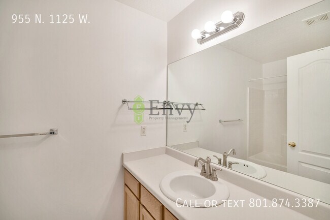 Building Photo - 955 N 1125 W