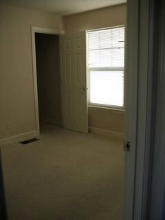 Building Photo - 647 McGinnis Cir