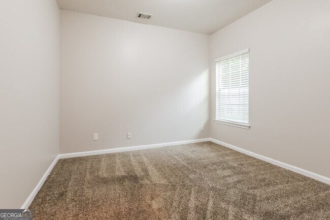 Building Photo - 1115 Watercourse Way