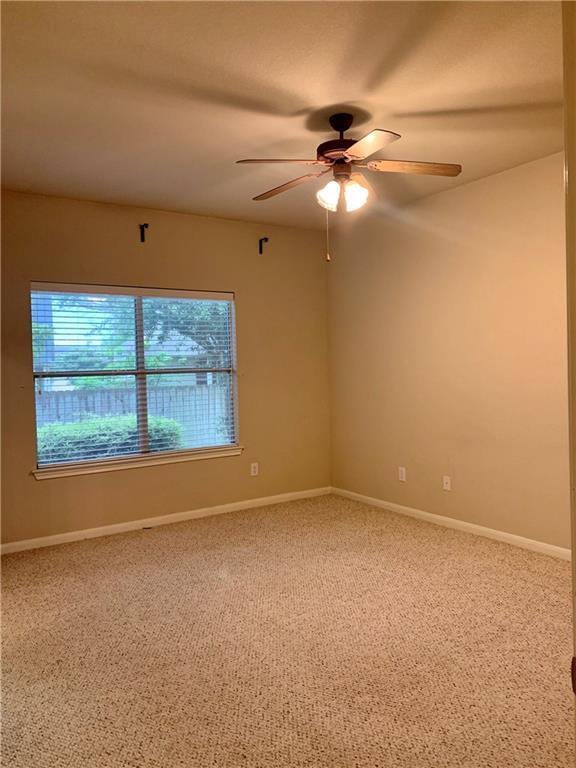 Building Photo - 1118 Boxwood Loop