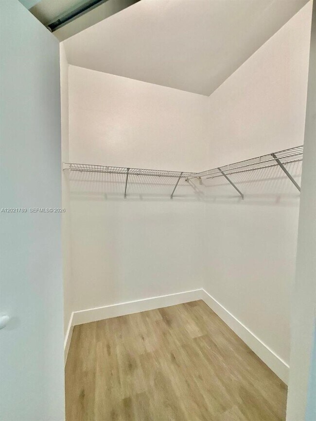 Building Photo - 1498 Barcelona Way