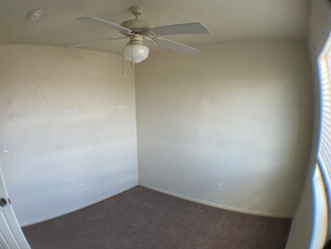 Building Photo - Spacious 3BR Townhome in Bellemont | Fenced Yard + 2-Car Garage