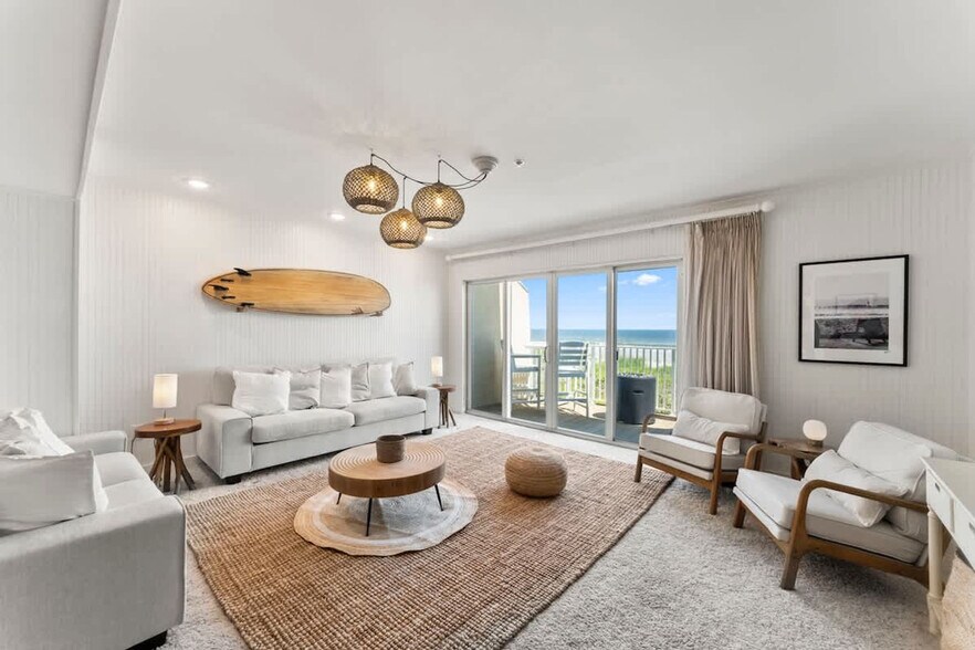 Building Photo - 2010 Ocean Front S