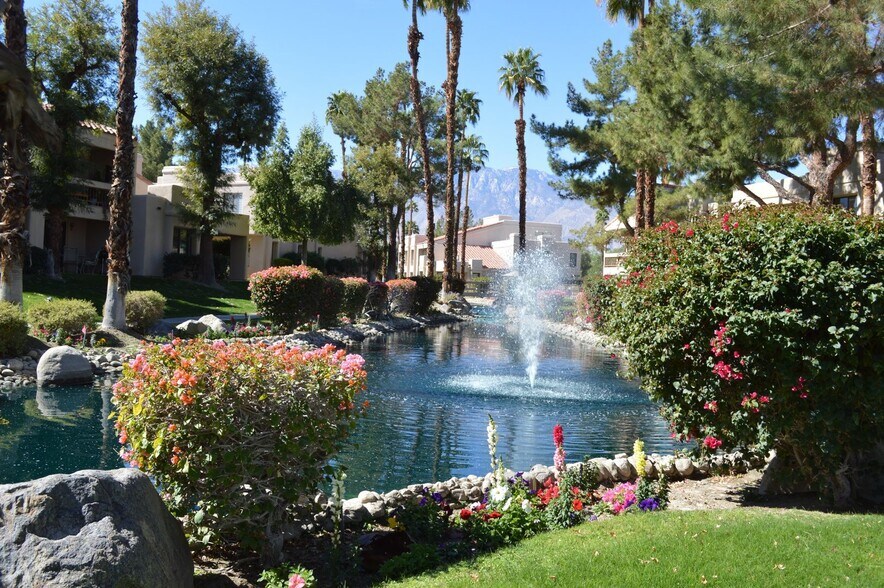 Building Photo - 35200 Cathedral Canyon Dr