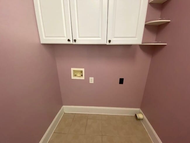 Building Photo - $500 Off 1 Month if Moved In by 11/30/25