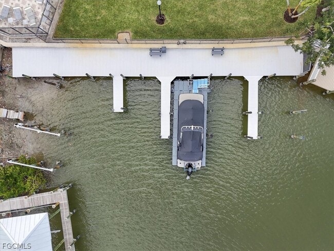 Building Photo - 1511 Estero Blvd