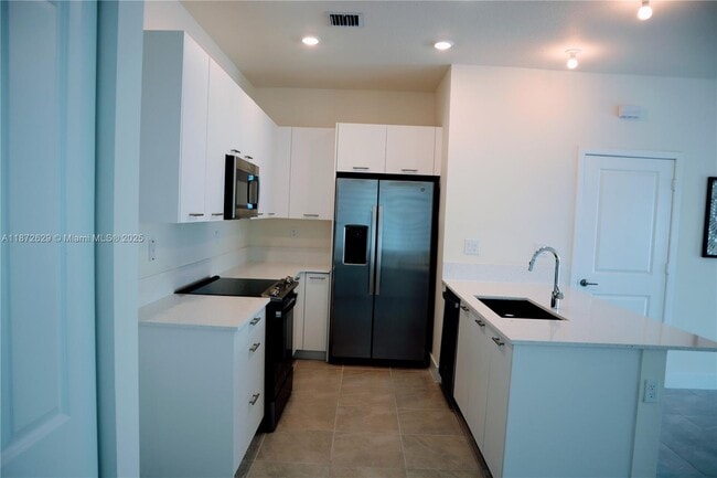 Building Photo - 8118 NW 42nd St