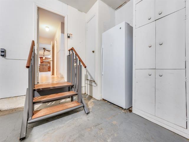 Building Photo - 9141 Loma Vista Dr