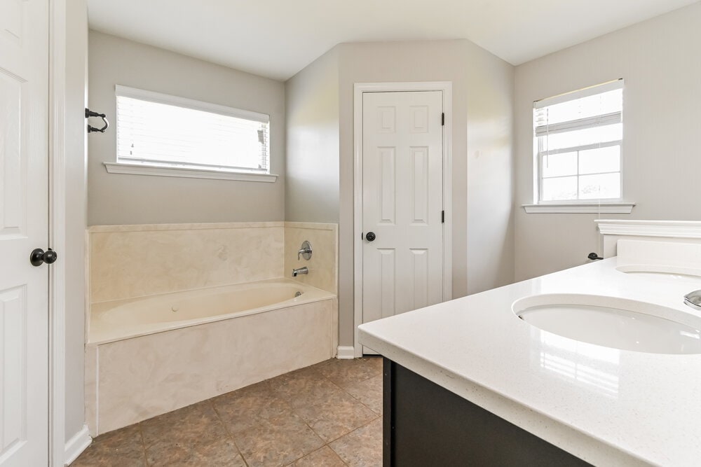 Building Photo - 9069 Gavin Dr