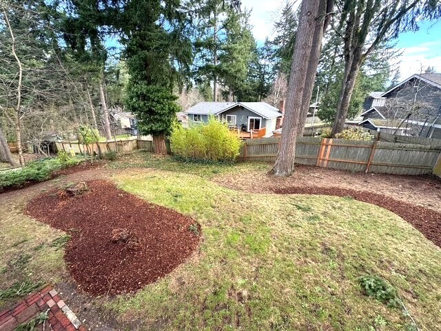 Building Photo - 202 Vashon Ave SE