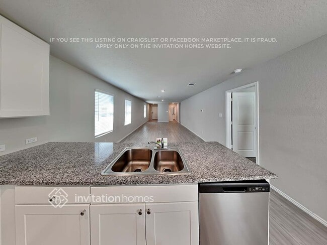 Building Photo - 14602 Calaveras Creek