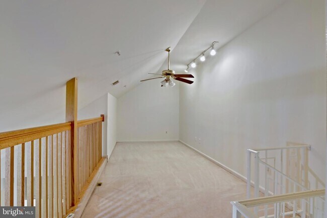 Building Photo - 4124 Monument Ct