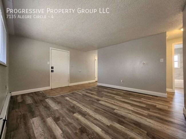 Building Photo - 7135 Alegre Cir