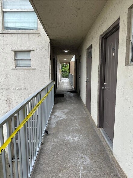 Building Photo - 10900 SW 104th St