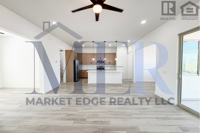 Building Photo - 3Bed/3Bath Home in North Scottsdale w/Casi...