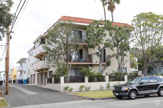Building Photo - 1321 California Ave