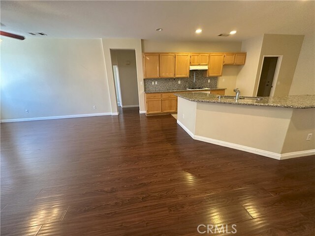 Building Photo - 13352 Pleasant View St