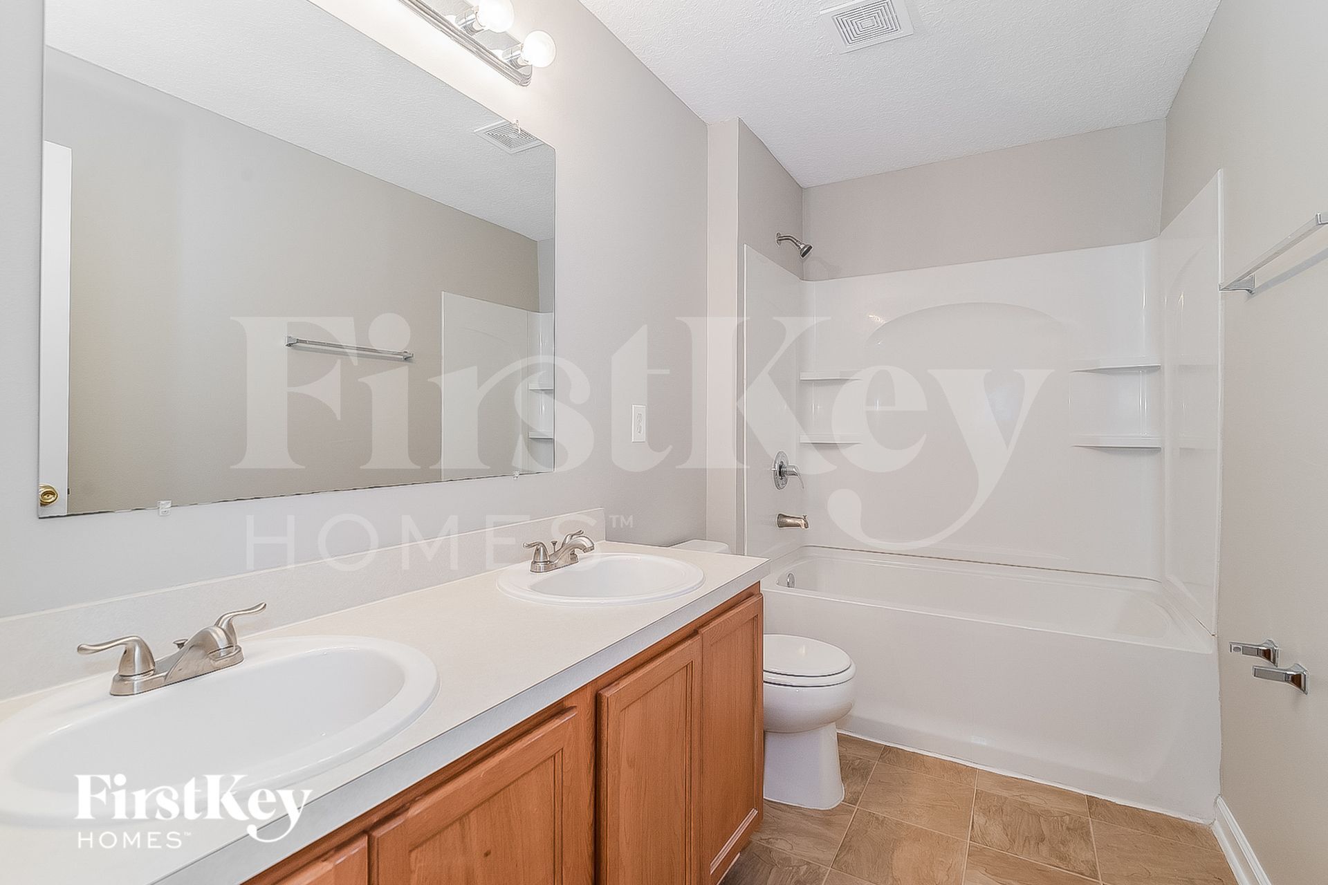 Building Photo - 1479 Dunns Lake Dr E