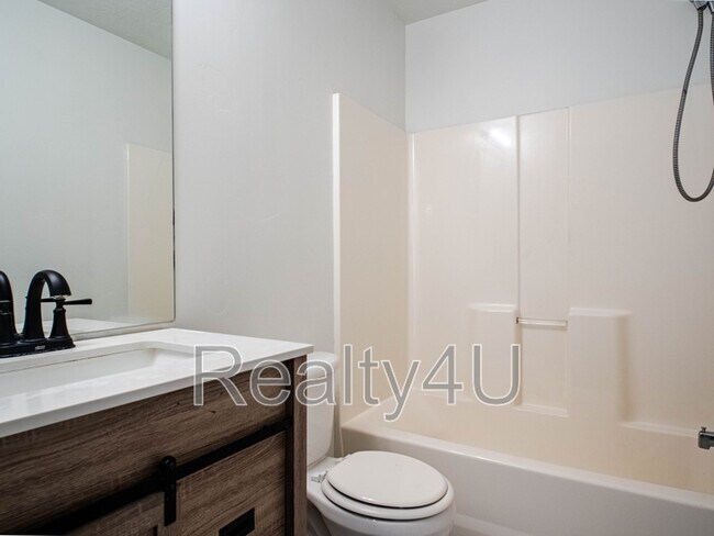 Building Photo - 13341 Copper Park Dr