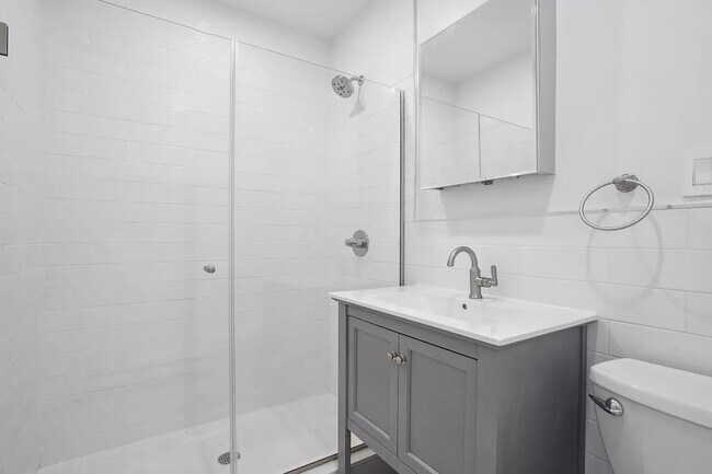 Building Photo - 575 Morgan Ave