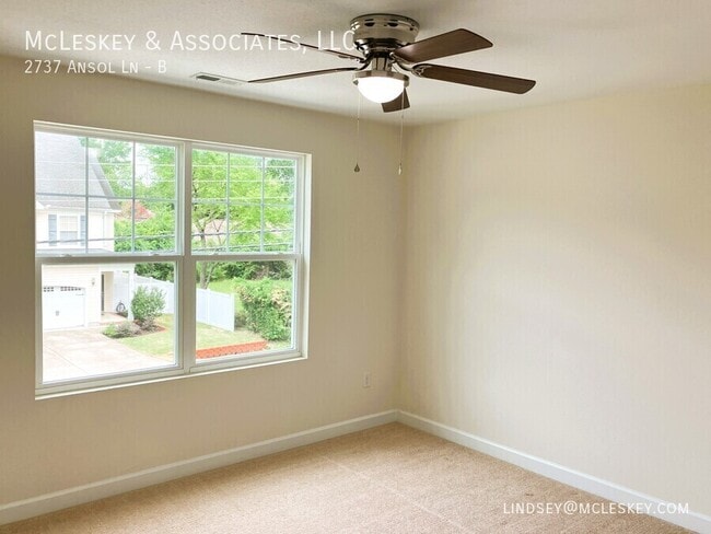 Building Photo - 2737 Ansol Ln