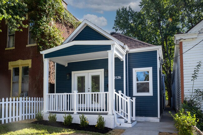 Building Photo - 2526 W Jefferson St