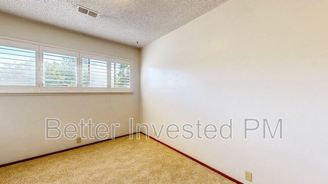 Building Photo - 2530 Brookhaven Dr