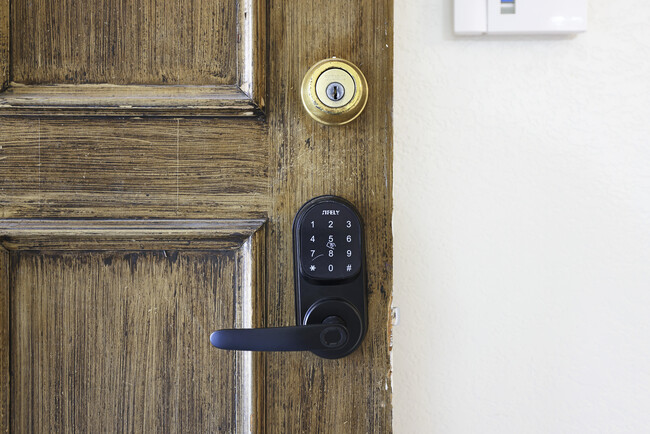 Semi-Keyless Entryv - 355 W Sierra Ave