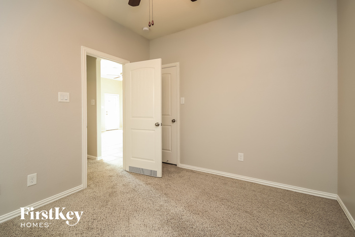 Building Photo - 3714 Ember Falls Ln