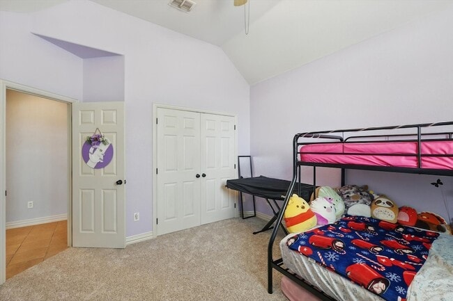 Building Photo - 10701 Los Rios Dr