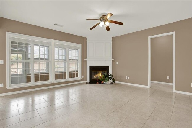Building Photo - 916 Santa Anita Dr