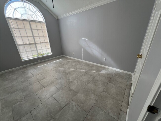 Building Photo - 3311 Ashlock Dr