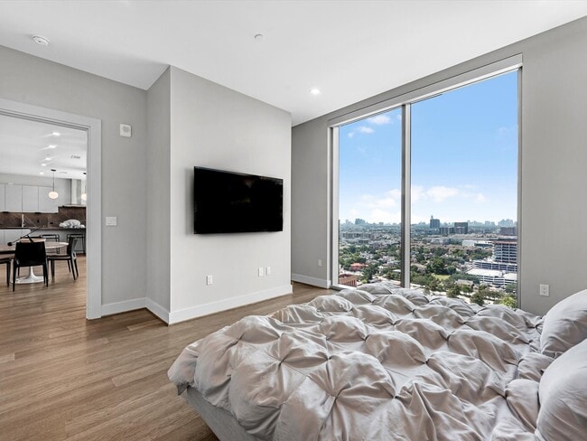 Building Photo - 1711 Allen Pkwy