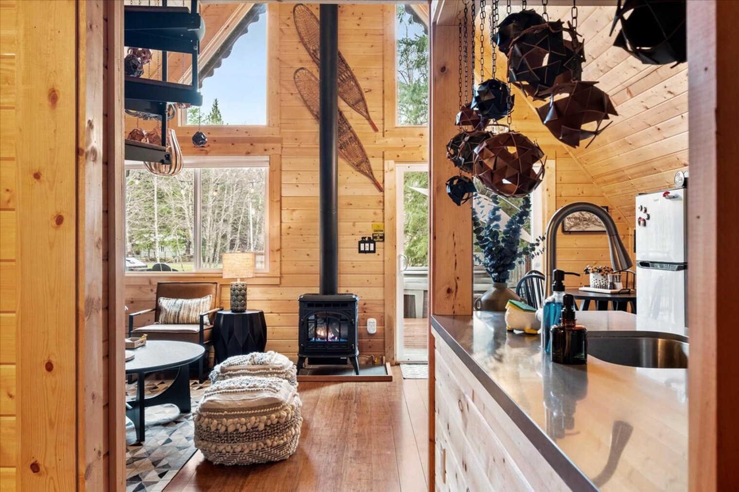 Building Photo - 102 Tahoma Pl