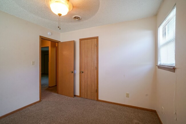 Building Photo - Yuma