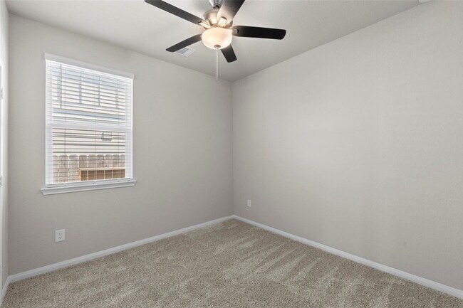 Building Photo - 18532 Meadow Point Ln