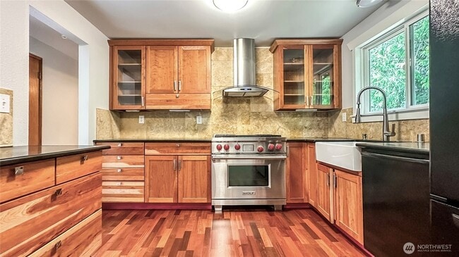 Building Photo - 2830 216th Ave SE