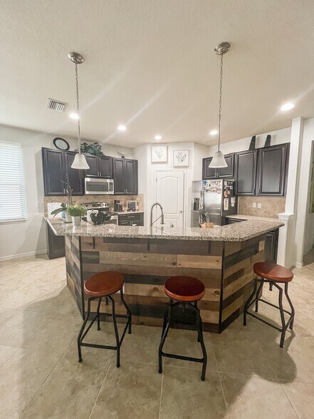Building Photo - 14421 Alistar Manor Dr