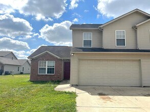 Building Photo - 40 Cabernet Ct
