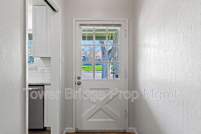 Building Photo - 6405 Friday Cir