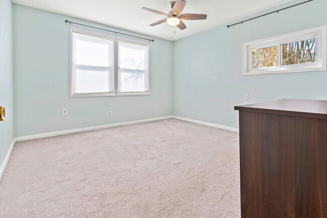 Building Photo - 3827 William Pl